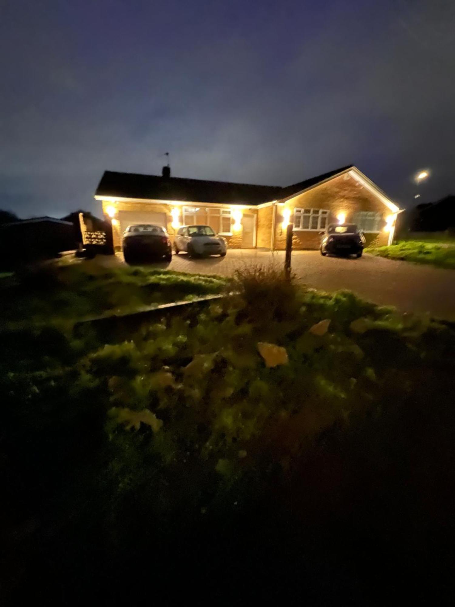 The Bungalow In Kettering Exteriör bild